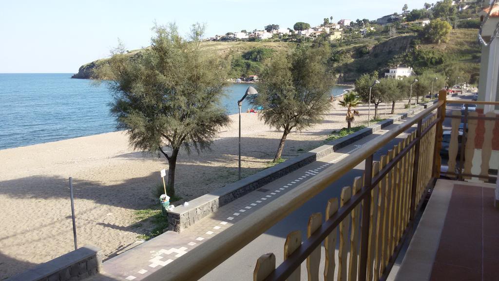 Noemi Holiday House أغنون باني المظهر الخارجي الصورة